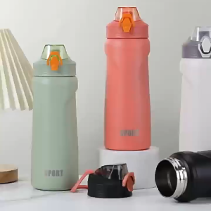 ปลีก-ส่ง ขวดน้ำ กระบอกน้ำ เก็บอุณหภูมิ ร้อน/เย็น ขนาดพกพา เก็บความเย็นได้นาน 6-12ชั่วโมง ความจุ750ml homeluck91