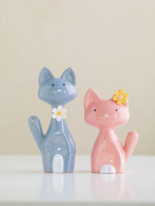 Ceramic Cat Artistic Desktop Decoration Jingdezhen TV Cabinet Decor Childrens Room Creative Ornament Soft Home Decoration