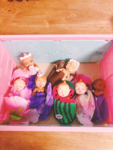 The Quality Is Touching! Palm Size Doll Feeding Bottle Changing Diapers Play House Doll Toys for Children and Babies Gift
