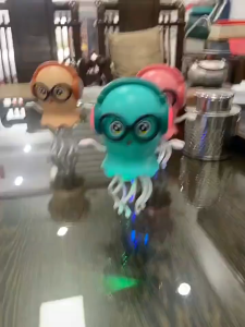 Funny Electric Toys Magic Dancing Octopus Toy Automatic Obstacle Avoidance Sensor Toys Desktop Placement
