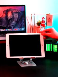 ipad พับเก็บได้ ที่วางไอแพดแท็บเล็ ขาตั้งแล็ป แท่นวางโน๊ตบุ๊ค ปรับได้อย่างอิสระ 360 องศา วัสดุเหล็กกล้าคาร์บอนที่เป็นโลหะทั้ง ที่วางโทรศัพท์