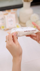 KHO GÒ VẤP_Khăn ướt tẩy trang nhanh Makeup Remover EcoWipes gói 25 tờ