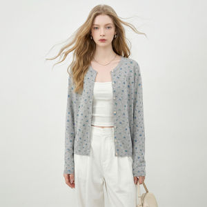 Floral Knitted Loose Slimming Round Neck Sweater