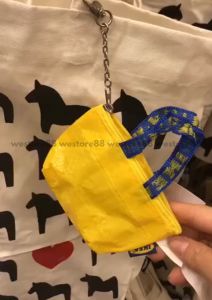 Gantungan kunci tas kecil untuk koin kunci dg resleting 9x3x7cm WEO IK8259