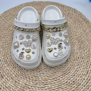 Phong Cách Sang Trọng Giày Hoa Crocs Jibbitz Charms Có Thể Tháo Rời Dễ Thương 3D Bướm khóa giày Có Thể Tháo Rời Giày Chain Đối Crocs