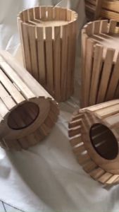 Đôn gỗ tròn trang trí chậu cây chậu gỗ tròn trang trí hoa