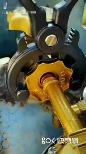 3 in 1 Gas Valve Wrench  gas tank  pressure relief valve wrench liquefied petroleum gas valve wrench professional manual tool