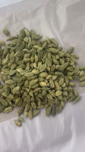 【Ready Stock】Buah Pelaga/Cardamon/Elaichi (High Grade)-100g/250g/500g{Harga Borong}