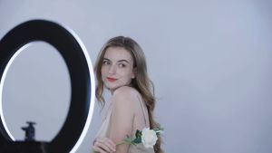 Ordro SL-160 16-Inch RGB Full-Color Ring Lightwith 544 Beads Adjustable 2600-10000K Color Temperature CRI≥95 Equipped with Adjustable Tripod for Various Professional Shooting Scenes