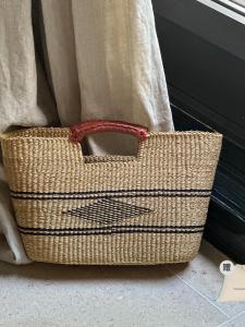 Roomology African French Style Handbag Handwoven Genuine Leather Handle Celebrity Blogger Simple Ethnic Braid Handheld Bag