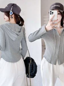 มีฮู้ด คาร์ดิเกน เสื้อสเว็ตเชิ้ต สลิมฟิต ความยาวสั้น แขนยาวบาง ฤดูใบไม้ผลิ 2024 New Style Double ซิป เสื้อแจ็คเก็ต เสื้อท่อนบน ผู้หญิง แฟชั่น