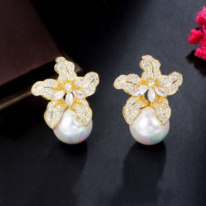 CWWZircons Blooming Flower Drop Cubic Zirconia Big Round Pearl Earrings for Women Fashion Gold Plated CZ Wedding Jewelry CZ429