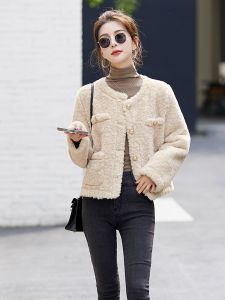 Fashionable Short Lamb Fur Jacket Womens Stylish Slimming Integrated Leather And Fur Coat Hong Kong Style Winter New Arrival