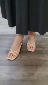 [ẢNH THẬT-FREESHIP] Sandal nữ đế xuồng ROSATA RO735 - 7p - Đen Be - BKSTORE