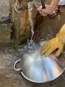 Gentle Black Pot Cleaning Agent Powerful Removes Burnt Residue Pan Bottom Gel Cleaner Gel Pembersih Periuk Hitam 黑锅清洁