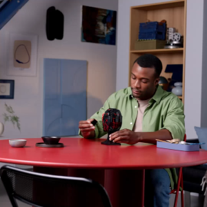 LEGO Super Heroes Marvel 76329 Miles Morales Mask (487 Pieces)