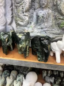 ช้างหยกเจไดต์ ขนาด5นิ้ว สูง 3.8นิ้ว ป้องกันสิ่งชั่วร้าย