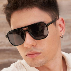 1pc Mens Casual Fashion Glasses - Classic Full-Rim Design Lightweight & Durable Includes Cleaning Cloth for Father’s Day