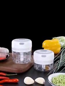 【✅SG stock】Electric USB Wireless Mini Meat Grinder Garlic Masher 100/250ml Auxiliary Food Hasher Kitchen Tool