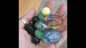 Sỏi thuỷ tinh trang trí hồ cá cảnh rải mặt chậu cây cảnh để bàn xinh lung linh 900gr Minh Hân Garden