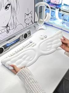 Angel Wings Shaped Keyboard Mouse Wrist Rest Wing Memory Foam Anti-slip Silicone Ergonomic Wrist Guard Table Mat Mouse Pad Set