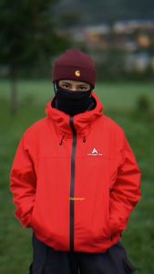 Jaket Gunung Gorpcore Manusela Waterproof Jaket Pria Wanita Hiking Gunung Windbreaker Outdoor