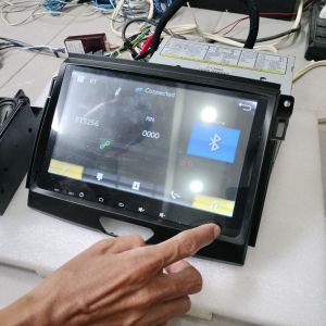 1 chiếc màn DVD RANGER 2015  anh em có về zin hay độ chế đồ chơi gì ghé lấy về chế đồ nhe~