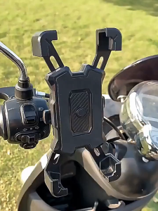 Bike Phone Mount จับยึดรถจักรยานยนต์จักรยาน สะดวกในการพกพาทนทานและปรับความยืดหยุ่น จักรยานโทรศัพท์ติดตั้งรถจักรยานยนต์สมาร์ทโฟนที่ถือสำหรับ Handlebar Cradle Clamp, เหมาะสำหรับ หมุน 4.8-6.8 นิ้ว โทรศัพท์มือถือ Cell Phone
