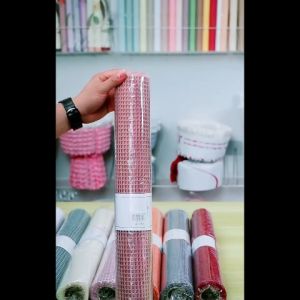 Lưới gói hoa ô vuông (Cuộn dài 5m) gói quà phong cách hiện đại