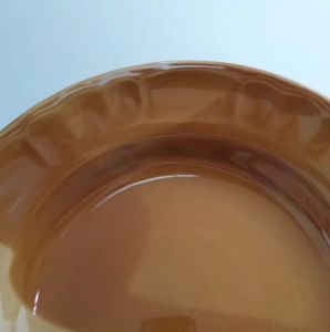 จาน จานเซรามิค จานลายไก่ จานลายไก่ลำปาง จานตราไก่ จานข้าว เซรามิก จานกระเบื้อง รุ่น ลายไก่สีขาวโบราณ ลายไก่ขอบแดง น้ำตาล เข้าไมโครเวฟได้ 8นิ้ว {ยกโหล}