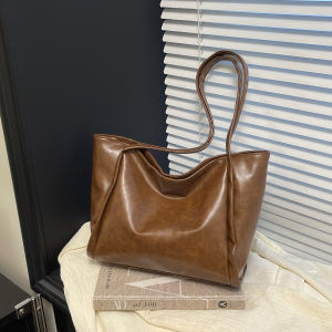 2025 Autumn New Korean Style Minimalist Design Large Capacity Single Shoulder Bag for Women Fashionable Tote Handbag