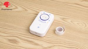 Phomemo D30 Portable Label Maker Wireless Bluetooth Thermal Label Printer with Rechargeable Battery with Easy Use Android iPhone APP [Local Warranty] Keep for 20 Years Fade Asistant High Quality