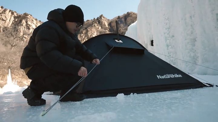Naturehike 4 rods Cloud Vessel Tunnel Tent With Snow Skirt Big Front Hall Multi person Large Outdoor Camping