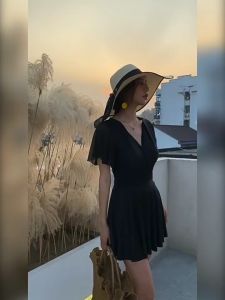 🥰ส่งจากไทย🥰 ชุดว่ายน้ำผู้หญิง ชุดชิ้นเดียว ชุดว่ายน้ำกระโปรง