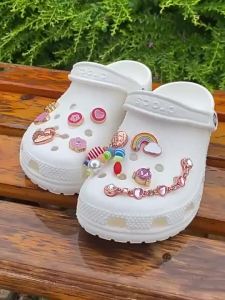 โลหะ cross jibbitz charm หัวเข็มขัดรองเท้าอุปกรณ์เสริมรองเท้าดอกไม้โลหะ Rainbow Chain Alloy Love รองเท้าอุปกรณ์เสริม