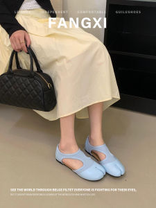 Unique Design Pig Toe Shoes Slip On Flat Shoes