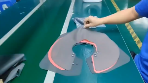 Silicon Cutting Collar CapeTatakan Potong Rambut Gel Silika  Alas Cukur Rambut Alas Pangkas Rambut Rambut Tidak Lengket