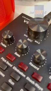 **Malaysia Seller** V8 Sound Card Broadcast Audio Streaming USB Headset Microphone Live V8 Singing Live Sound Card