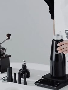 Portable Aluminum Whipping Dessert Cream Distributor & Foam Machine