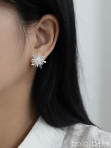 Luxurious Sparkling Diamond Firework Earrings Womens Unique Design Fashionable Dandelion Flower Ear Jewelry Lightweight