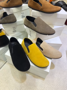 Flat single shoes stylish and retro round-toe soft leather casual one-piece sneakers grandma-style shoes