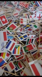 Topper Kue Tusuk Gigi & Hiasan Kue Pernikahan