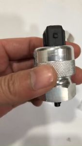 Cảm biến công tơ mét xe Dongfeng Sâu công tơ mét xe Đông Phong Cảm biến đo tốc độ xe tải Dongfeng