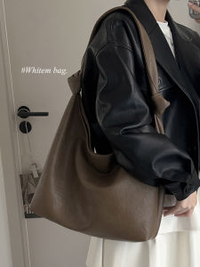 Large Capacity Commuter Bag Womens 2025 New Fashion Single Shoulder Armpit Bag High-End Retro Student Class Tote Bag