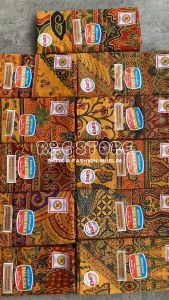 KAIN SARUNG WANITA UNTUK MELAHIRKAN PADASUKA UK.180X105 CM