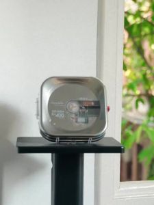 R400 Portable CD Player Bluetooth 5.3 Retro Stylish HIFI Lossless Wall‑mountable Rechargeable Long Battery Life CD Music Walkman