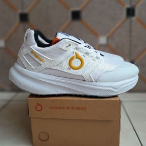 SEPATU RUNNING DEWASA SEPATU LARI/JOGING PRIA DAN WANITA DEWASA