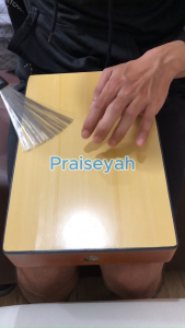 Cajon Travel Warna Cream Kayu Kahon Kecil Portable