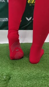 Kaos Kaki Bola Antislip Panjang Diatas Lutut Avo R8
