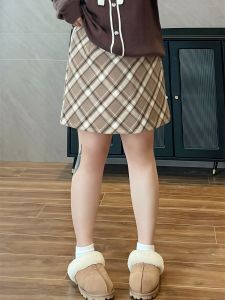 plus Size Winter High Waist Slimming Woolen Mini Skirt Womens Commute Style A-Line Skirt Polyester Fiber Casual Wear